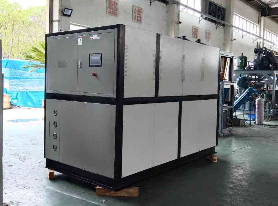 制藥業(yè)用復(fù)疊式制冷機組